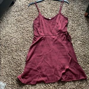 maroon short dress